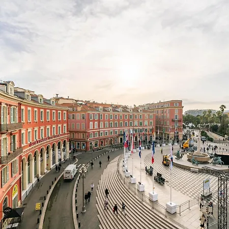 190m2 Place Massena Vue Iconique Architecte