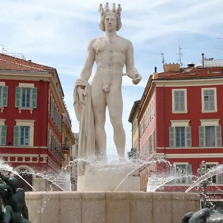 190m2 Place Massena Vue Iconique Architecte شقة نيس